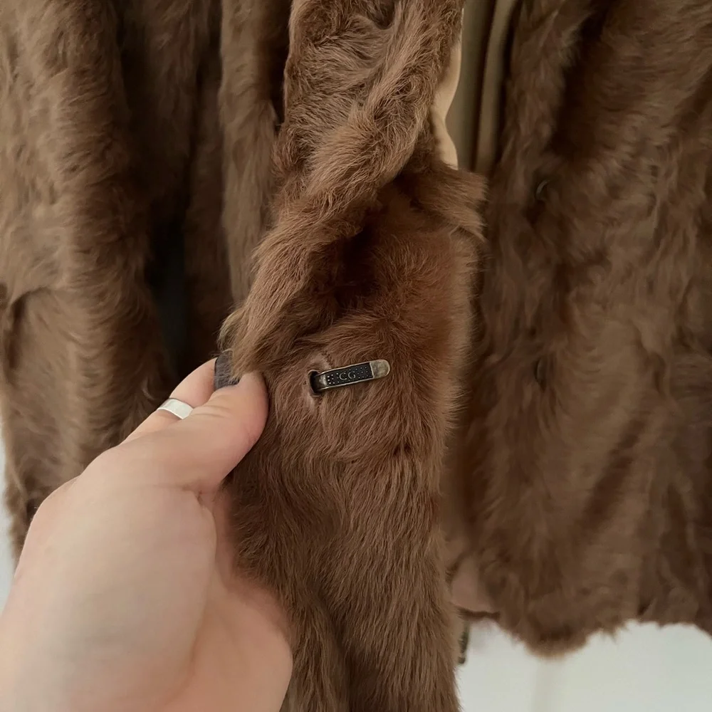 Max Studio Genuine Goat Fur Coat - XS - Picture 4 of 9